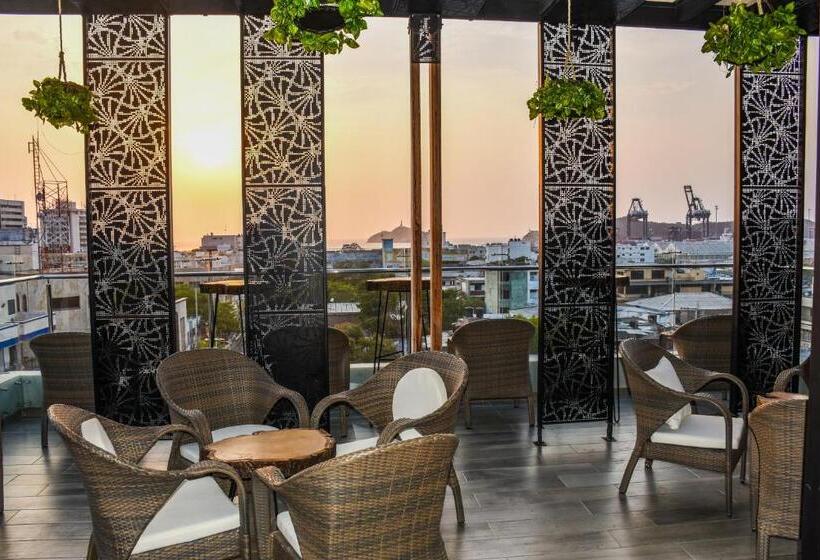 هتل Perla Suite Santa Marta