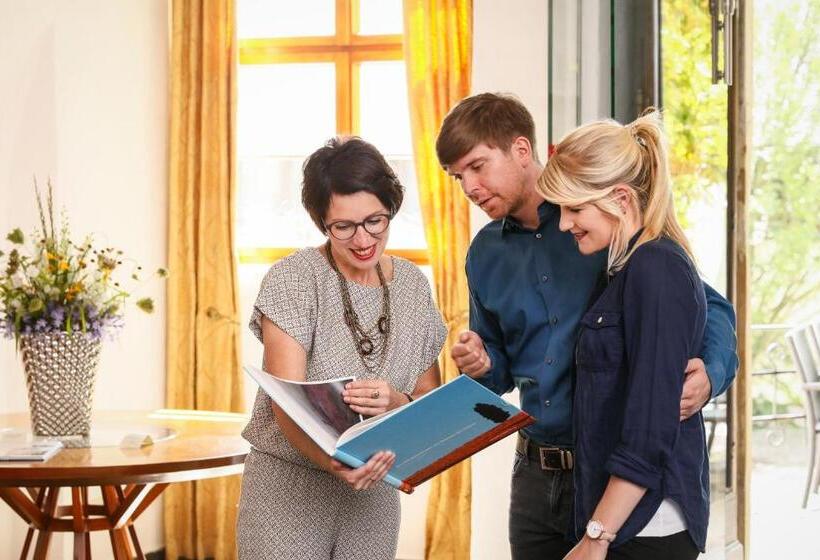 فندق Romantik Schlossgut Auerstedt