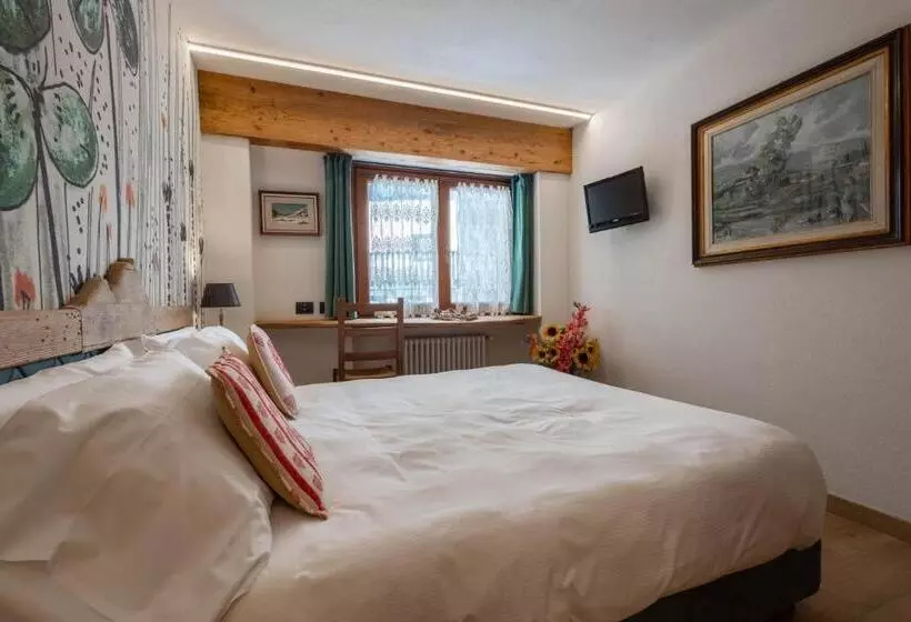 Hotelli & Ristorante Serenella