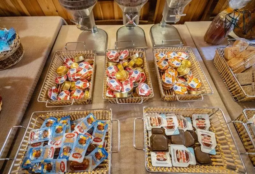 Hotelli & Ristorante Serenella