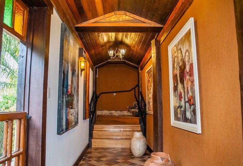 ホテル Tiradentes Village