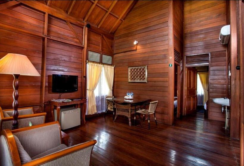 리조트 Citra Cikopo Hotel & Family Cottages