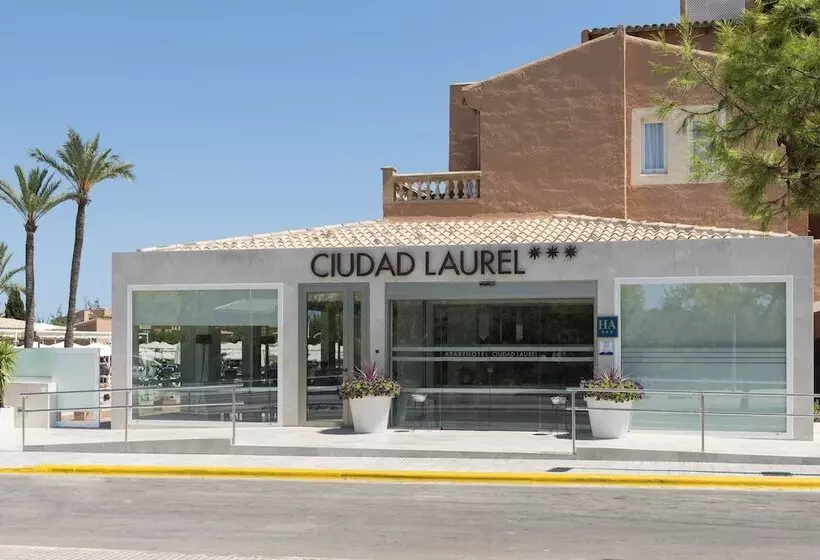 Aparthotel Ciudad Laurel