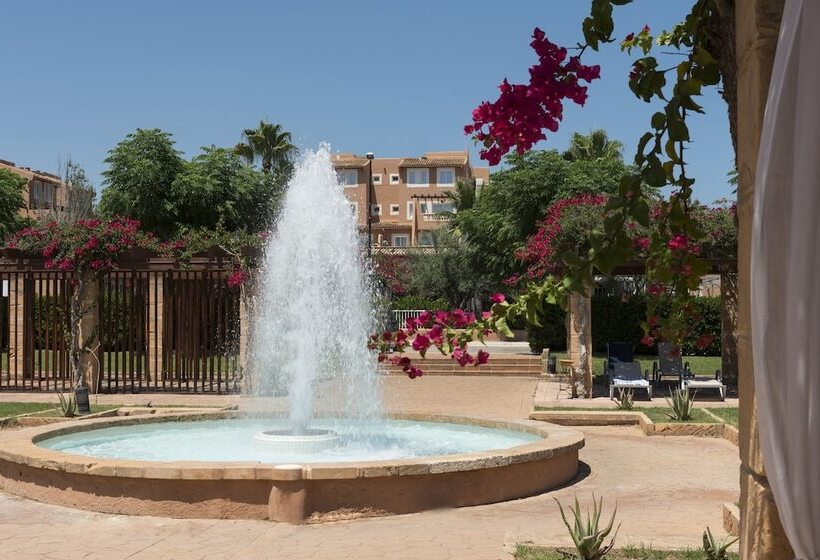 Aparthotel Ciudad Laurel