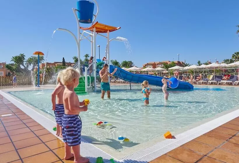 Aparthotel Ciudad Laurel