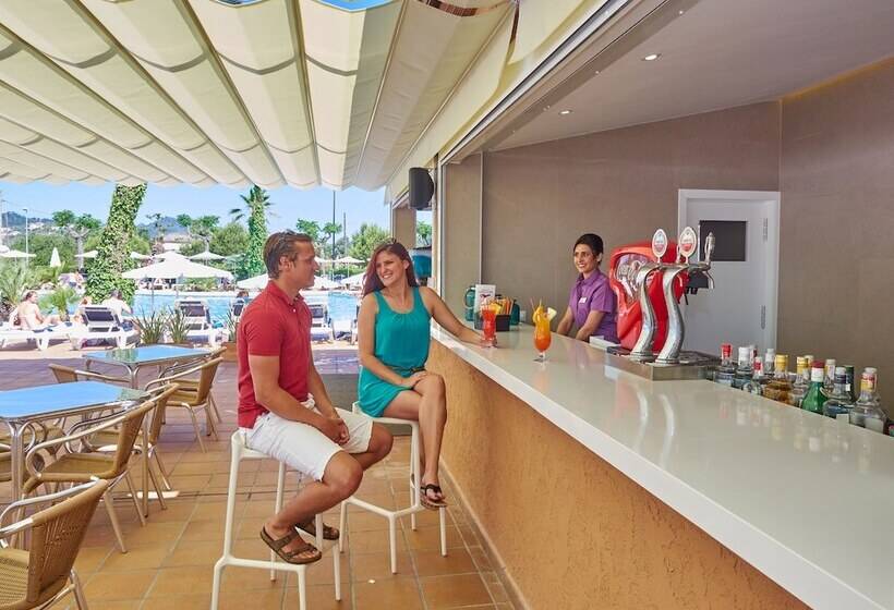 Aparthotel Ciudad Laurel