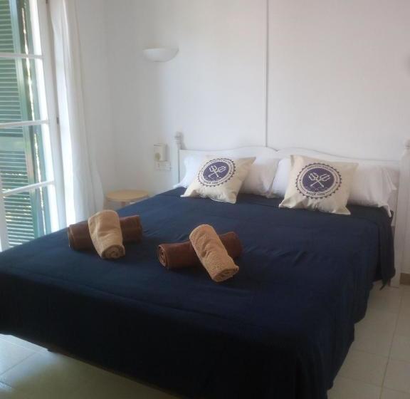 Apartamentos Playa Park Cala N Bosch