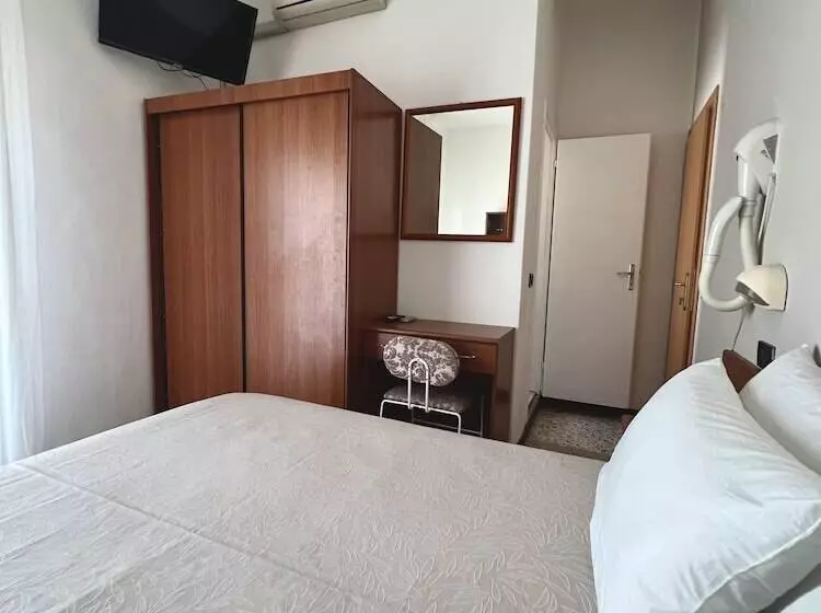 هتل B&b Ardea Rimini