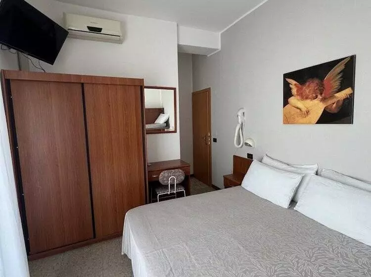 هتل B&b Ardea Rimini