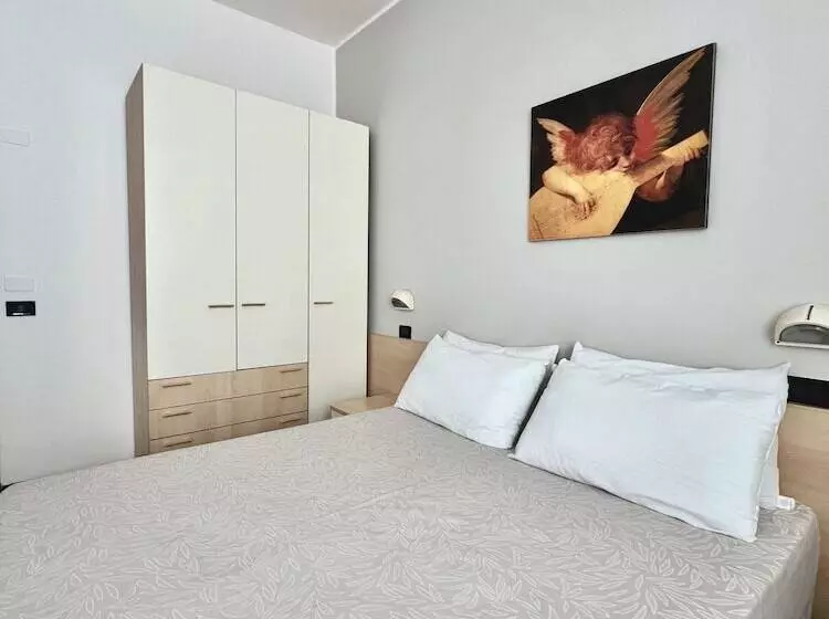 هتل B&b Ardea Rimini