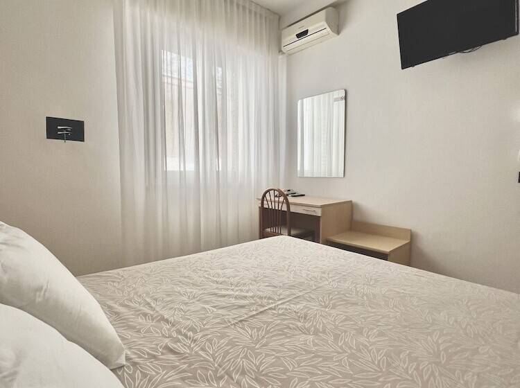 هتل B&b Ardea Rimini