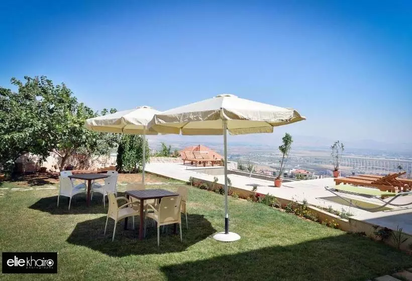 هتل Beit El Kroum Boutique
