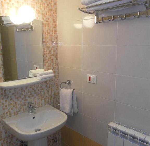 هتل Beit El Kroum Boutique