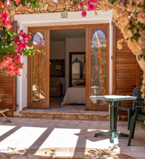 בית מלון כפרי Cupola Bianca Resort