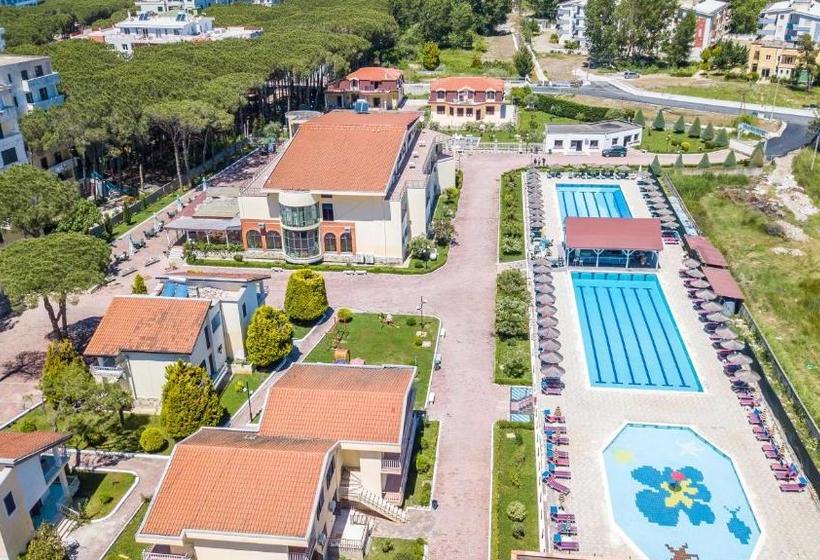 酒店 Kolaveri Resort