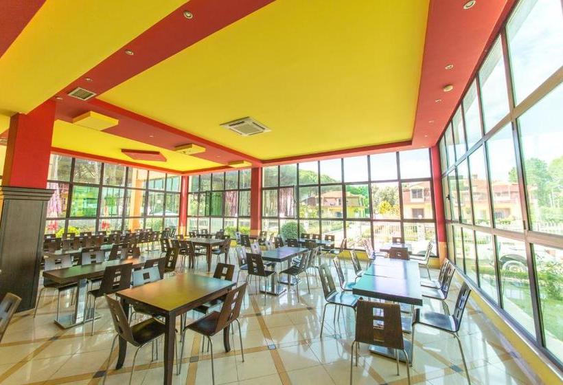 酒店 Kolaveri Resort