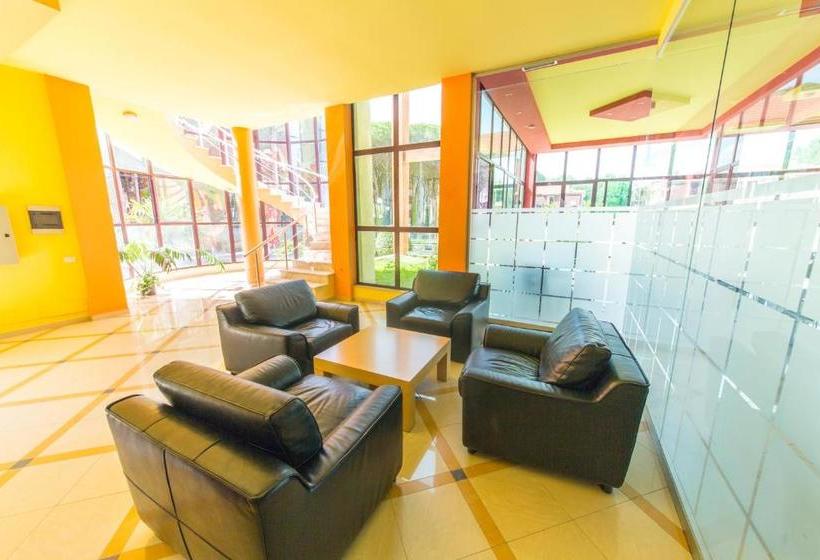 酒店 Kolaveri Resort