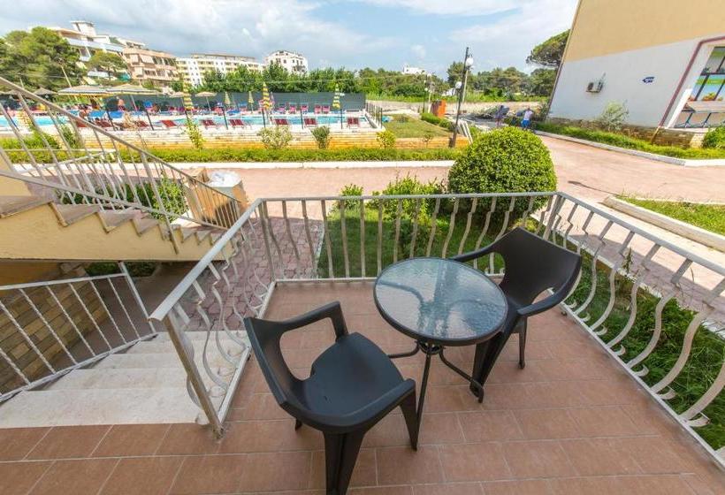 酒店 Kolaveri Resort