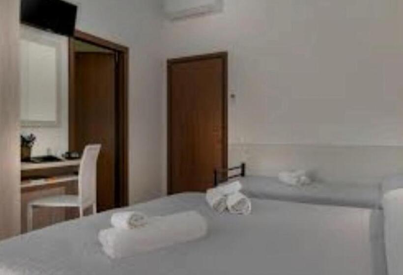 فندق Kursaal Di Bellaria