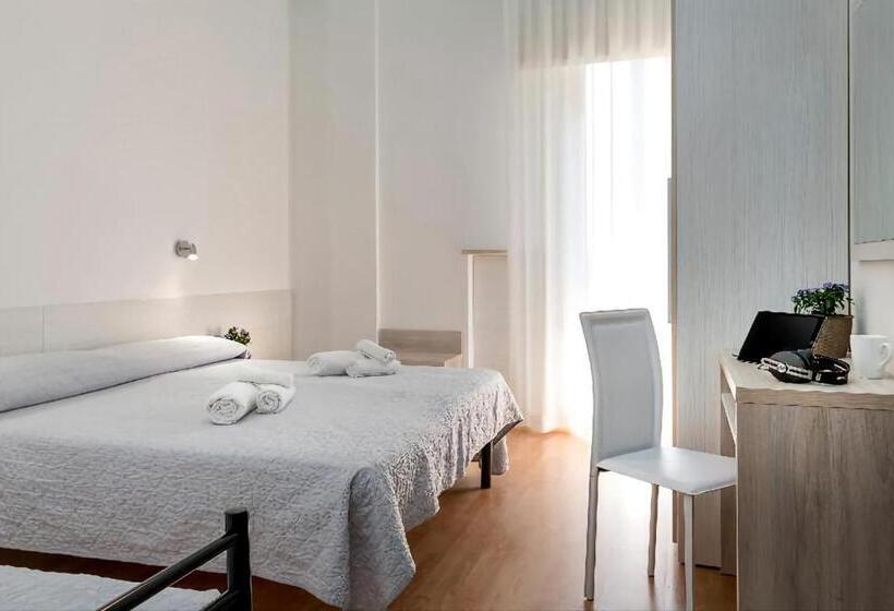 فندق Kursaal Di Bellaria