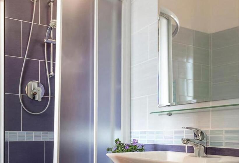 فندق Kursaal Di Bellaria