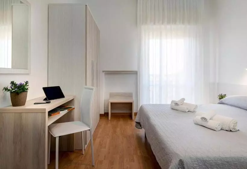 Hotelli Kursaal Di Bellaria