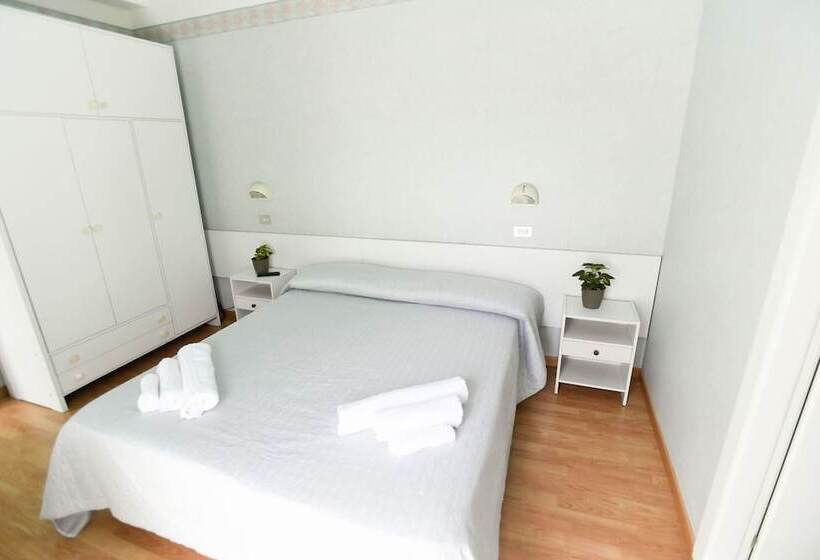 فندق Kursaal Di Bellaria