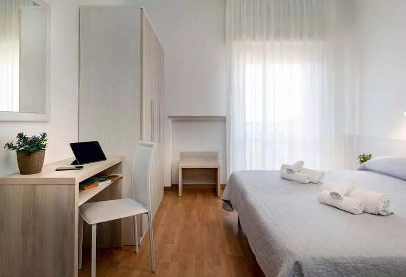 Hotelli Kursaal Di Bellaria