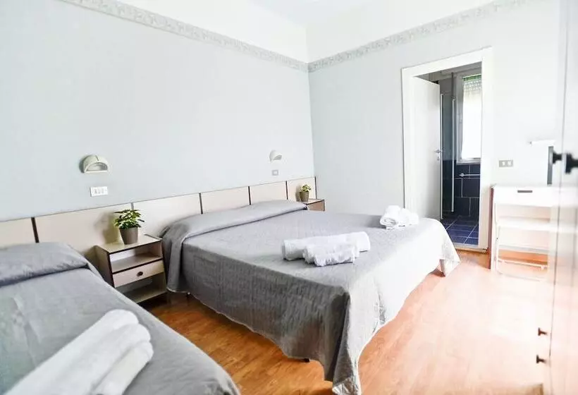 Hotelli Kursaal Di Bellaria