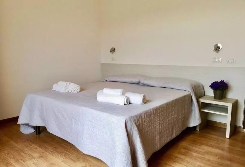 Hotelli Kursaal Di Bellaria