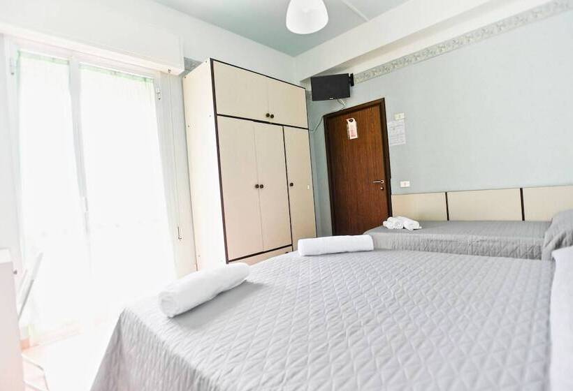 فندق Kursaal Di Bellaria