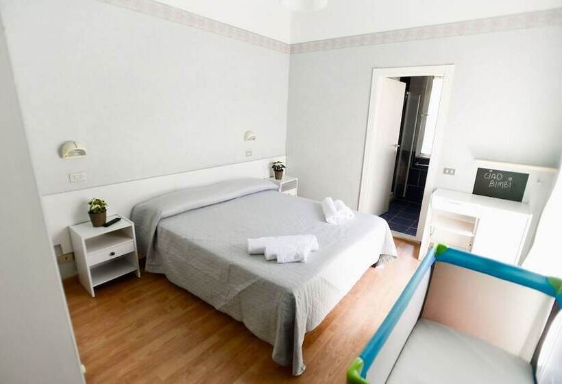 فندق Kursaal Di Bellaria