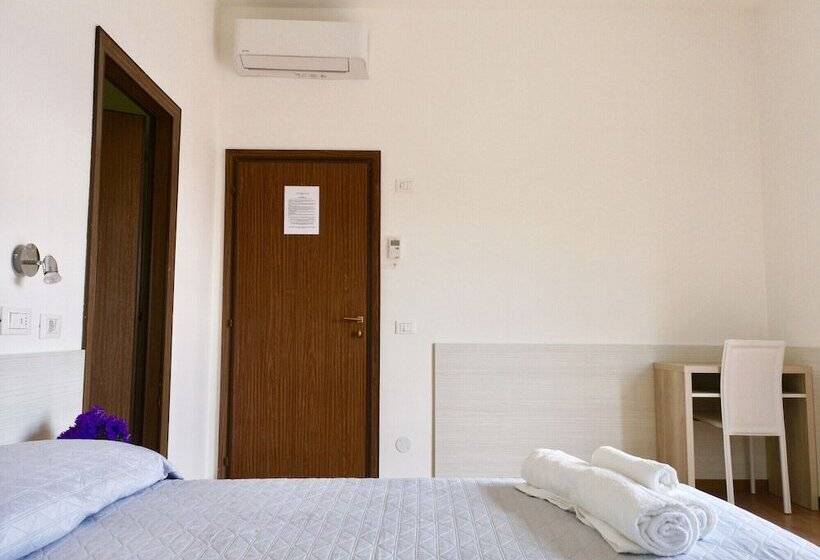 فندق Kursaal Di Bellaria