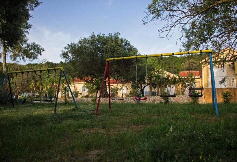 בית מלון כפרי Lighthouse Studios