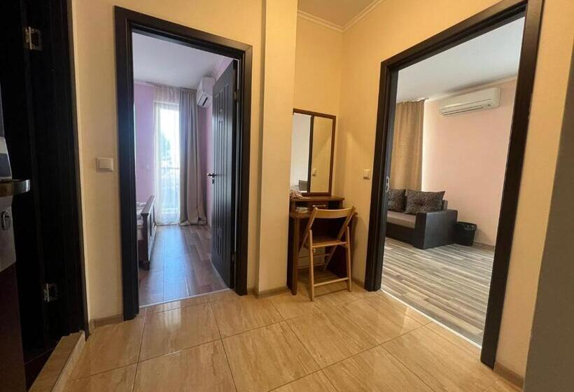 בית מלון כפרי Long Beach Resort