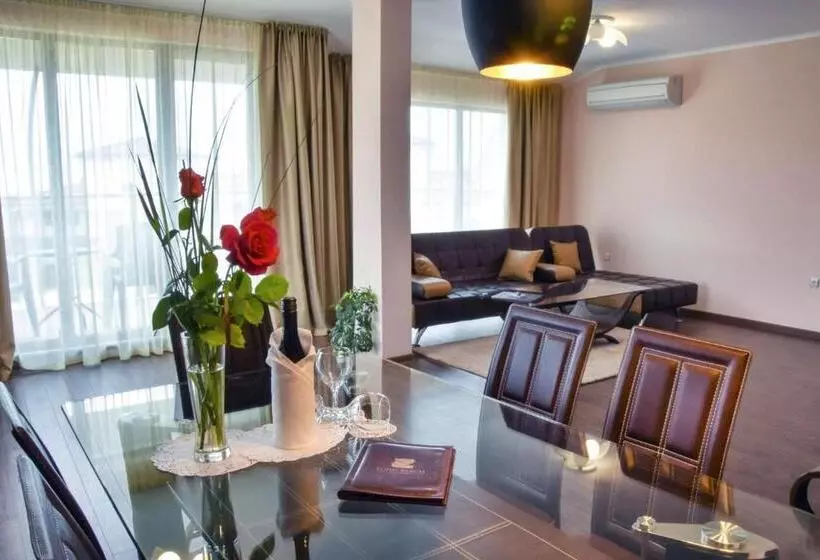 Hotelli Long Beach Resort