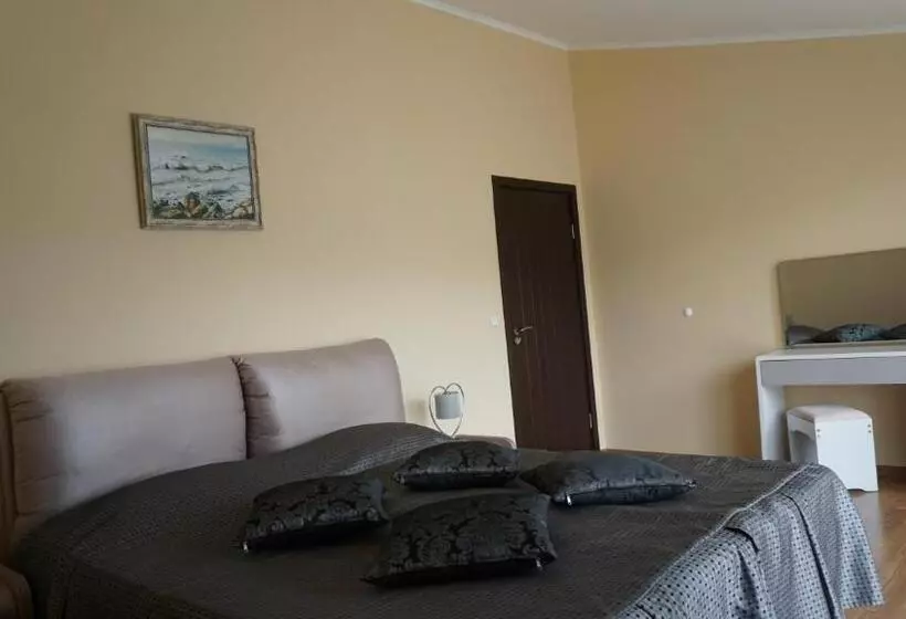 Hotelli Long Beach Resort