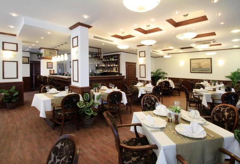 בית מלון כפרי Long Beach Resort