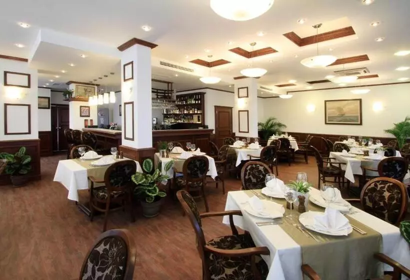 Hotelli Long Beach Resort