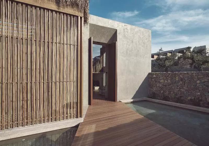 هتل Olea All Suite