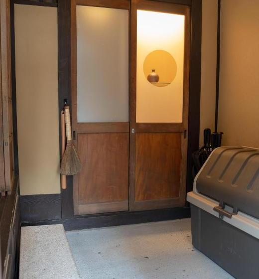 هتل Reikaku Kiyomizu Gojo | Authentically Restored