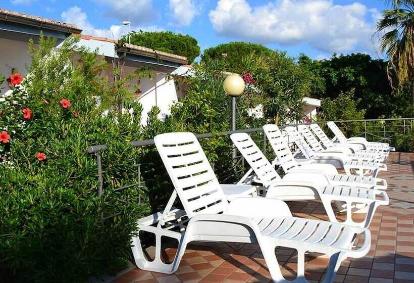 Отель Stella Marina