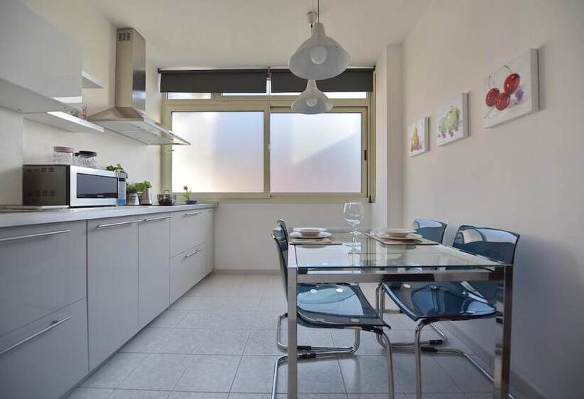 Отель Stella Marina