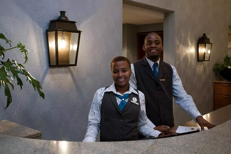 هتل Town Lodge Gqeberha