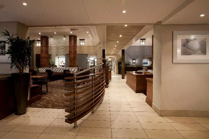 هتل Town Lodge Gqeberha