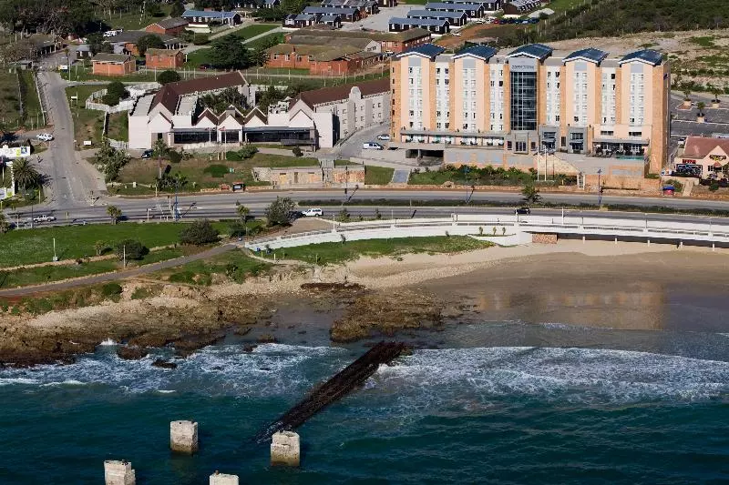 هتل Town Lodge Gqeberha