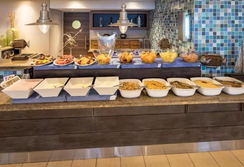 هتل Town Lodge Gqeberha