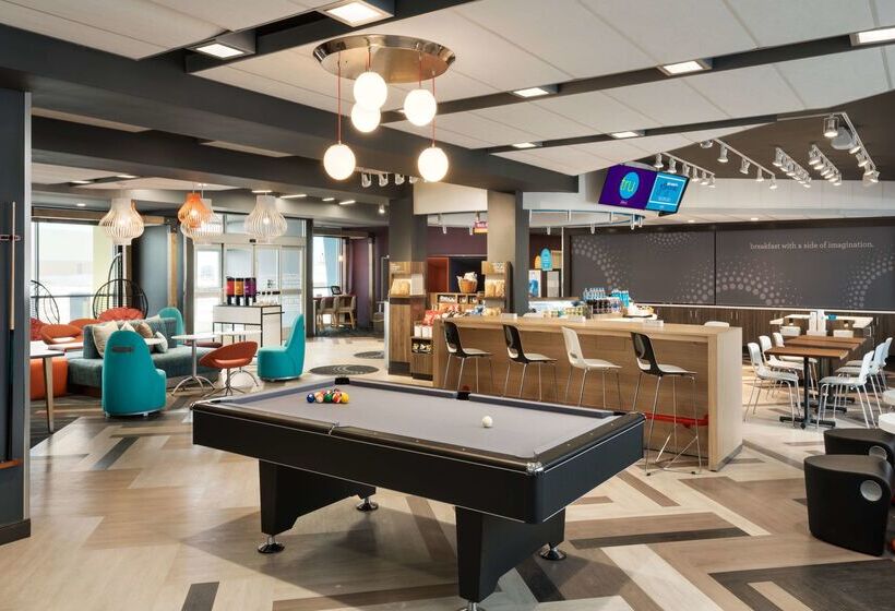 Hotel Tru By Hilton Cedar Rapids Westdale