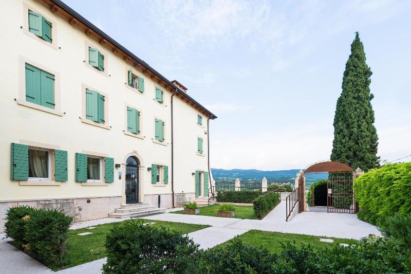 ホテル Villa Moron