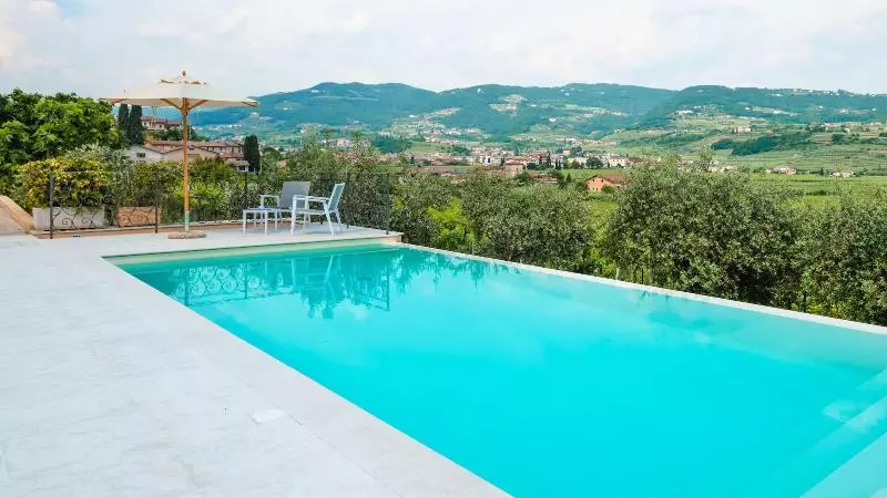 هتل Villa Moron